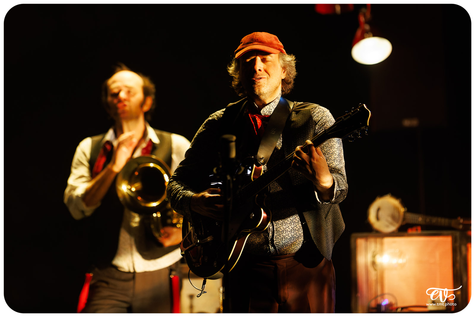 NOS COURSES FOLLES - LES FOUTEURS DE JOIE